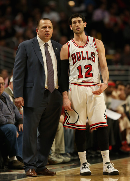 파일:external/www2.pictures.zimbio.com/Kirk+Hinrich+New+York+Knicks+v+Chicago+Bulls+Se61sG51kiol.jpg