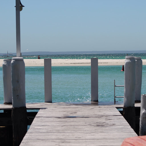 "By The Sea" Waterfront Accommodation with Private Jetty