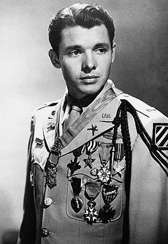 파일:external/upload.wikimedia.org/331px-Audie_Murphy.jpg