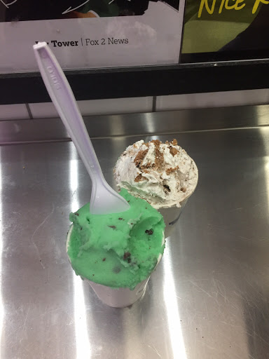 Ice Cream Shop «Detroit Water Ice Factory», reviews and photos, 1014 Woodward Ave, Detroit, MI 48226, USA