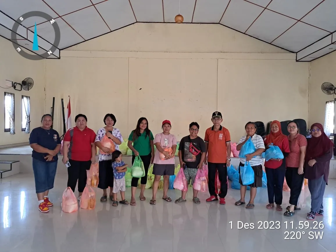 Pasar murah Desa Ratatotok Tenggara. (Foto istimewa)