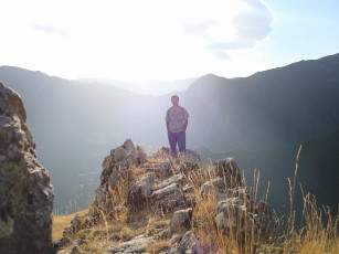 El poeta en la Peña Blanca, Peñalba de Santiago.