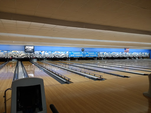 Bowling Alley «Classic Bowling Center», reviews and photos, 75 Huffaker Rd NW, Rome, GA 30165, USA