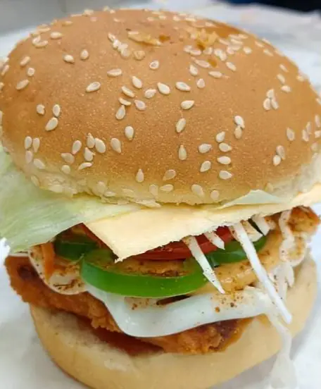 Cheese Paneer Tikka Burger