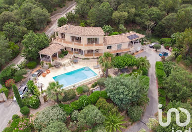 House with pool and terrace 2