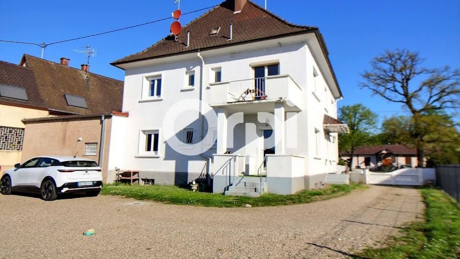 Location  maison 5 pièces 200 m² à Schirrhein (67240), 1 250 €