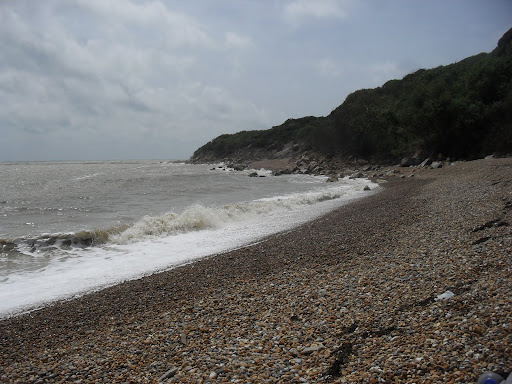 SDC11531 Fairlight Glen beach at high tide