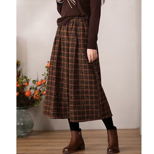 Title 5, Womens High Waist Plaid Woolen Skirt A stylish...
