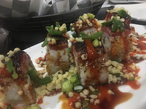 Sushi Restaurant «TWIISTED Burgers & Sushi», reviews and photos, 985 Boardman Alley, Medina, OH 44256, USA