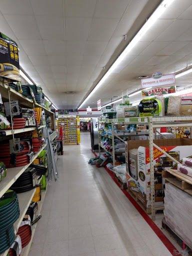 Home Improvement Store «Tractor Supply Co.», reviews and photos, 100 Dekalb Plaza Blvd, Fort Payne, AL 35967, USA