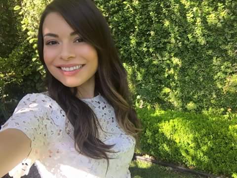 Miranda Cosgrove Dp Profile Pics