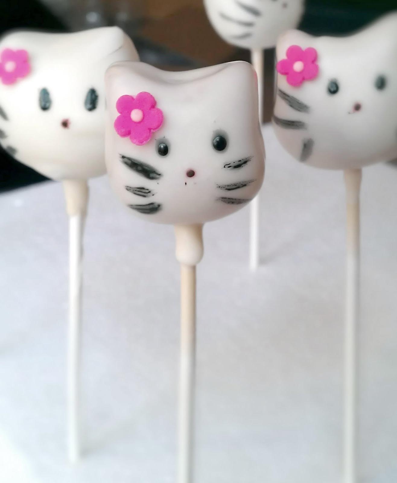 Hello Kitty Cake Pops