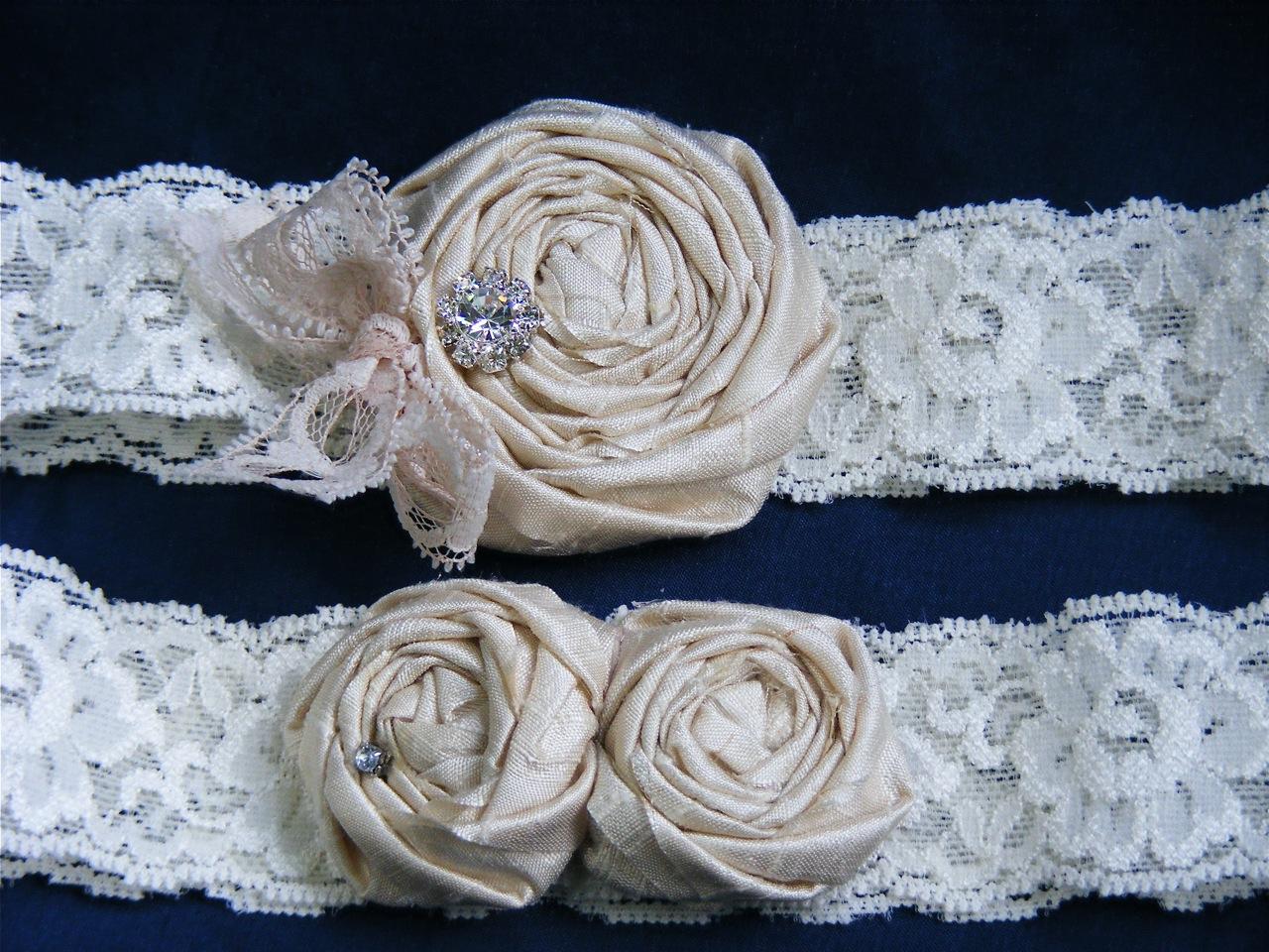 Vintage Romance Bridal Garter