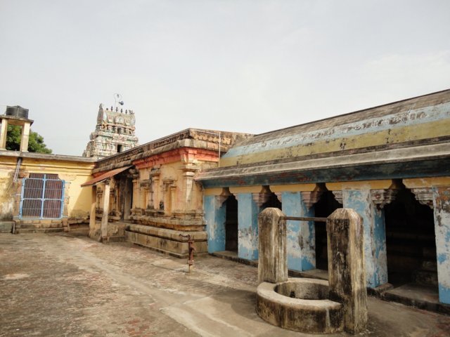 Sri Umamaheswarar Temple, Thirunallam (Konerirajapuram), Mayiladuthurai - 275 Shiva Temples