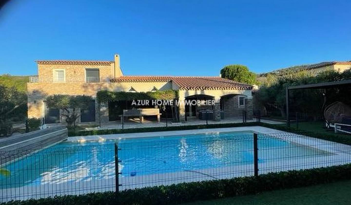 Villa avec piscine et terrasse Sainte-Maxime