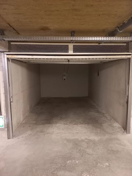 Location  parking   à Aix-en-Provence (13090), 150 €