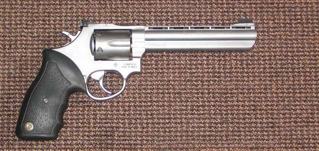 Avis taurus 66 svp Arme_059