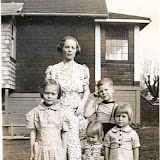 Nellie Gleaves Family