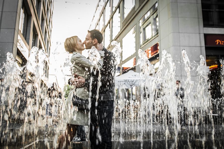 Fotografo di matrimoni Ulyana Ryattel (ulyanarattel). Foto del 5 agosto 2019