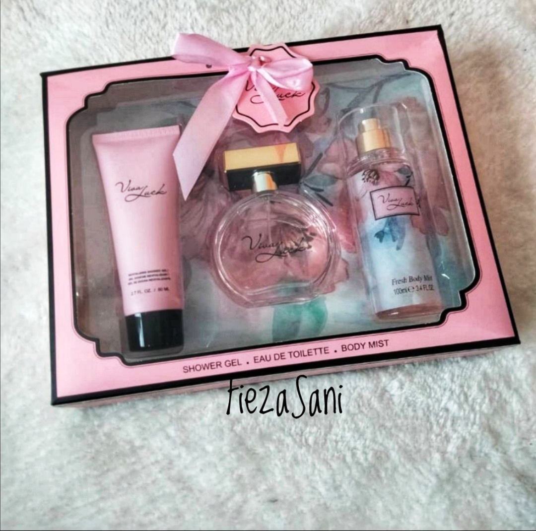 top pengomen,hadiah,set perfume perempuan