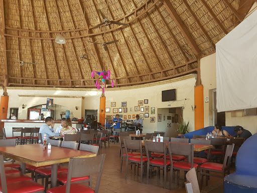 La Cobacha, Carretera Internacional KM 1992 S/N, Loma Linda, 85420 Heroica Guaymas, Son., México, Restaurantes o cafeterías | SON