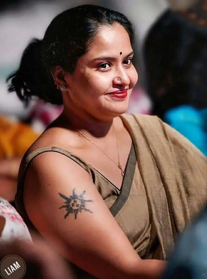 Actress Pragati Aunty Letesht Xxx - Actress Pragati with shoulder Tatoo