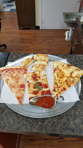 Pizza Restaurant «Calabria Pizza & Pasta», reviews and photos, 3691 Old Yorktown Rd, Yorktown Heights, NY 10598, USA