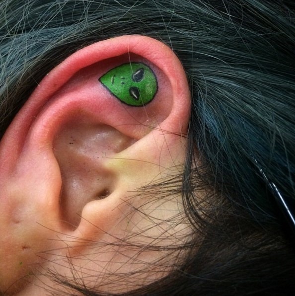 alien_ouvido_tatuagem alien_ouvido_tatuagem