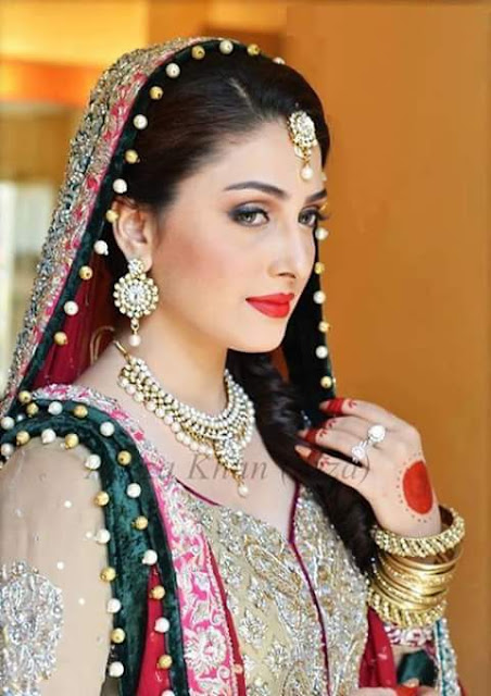 Beautiful Bride Awesome  Photos