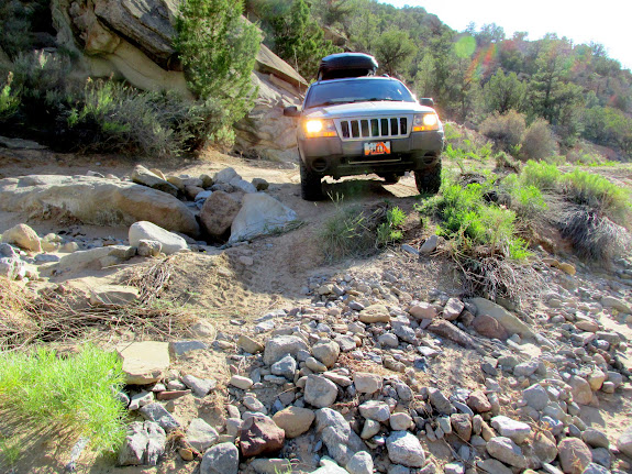 One of many rocky entrances into the watercourse (photo by Alan Peterson)