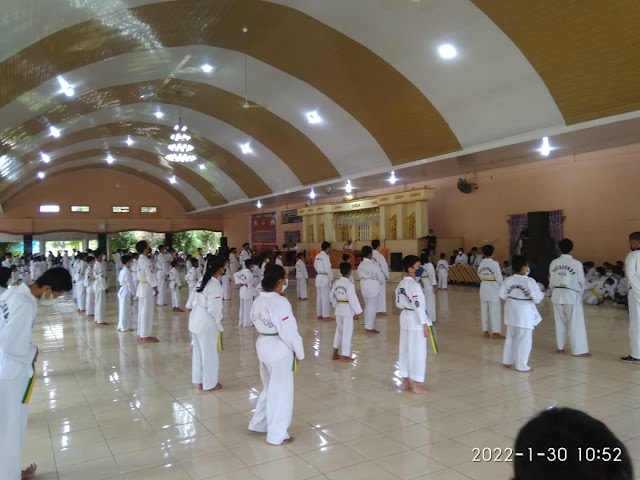 12 Siswa/Siswi Taekwondo Formapera Ikuti UKT, Ini Hasilnya 