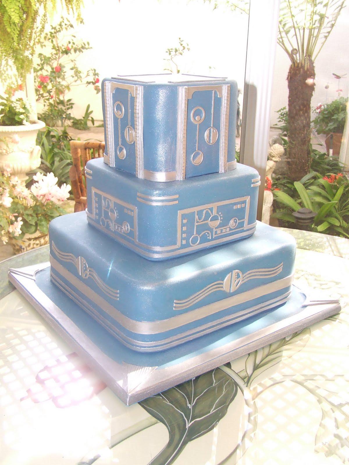 white art deco wedding cakes