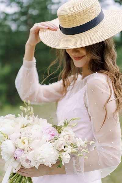 Fotógrafo de casamento Taisiya Abasheva (ladyabasheva). Foto de 6 de fevereiro 2021