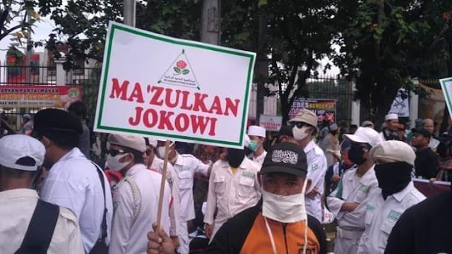 Massa PA 212 Dkk di DPR Tuntut Pemakzulan Jokowi, KSP Sebut Salah Sasaran dan Absurd.