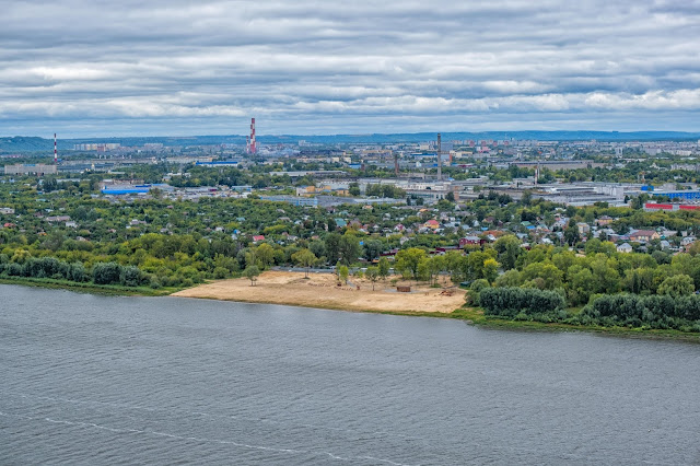 Ленинский район Нижнего Новгорода и пляж затона 40-лет октября