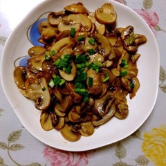 005-008-01Braised mushrooms