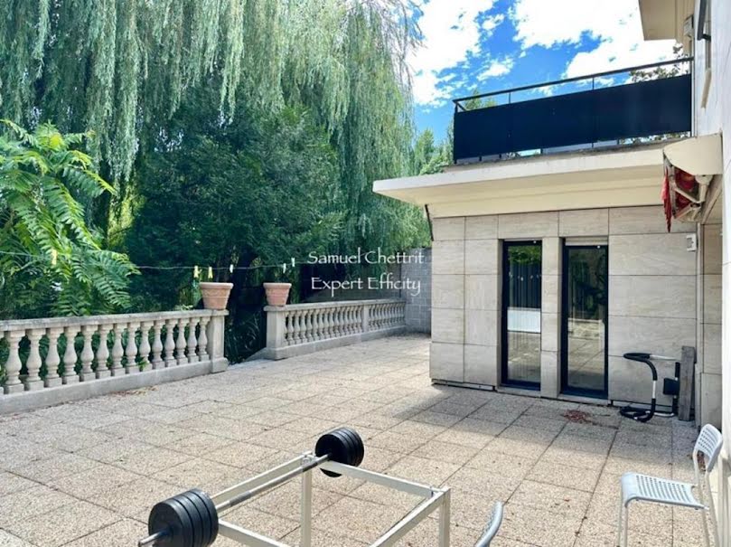 Vente maison 10 pièces 400 m² à Issy-les-Moulineaux (92130), 2 700 000 €