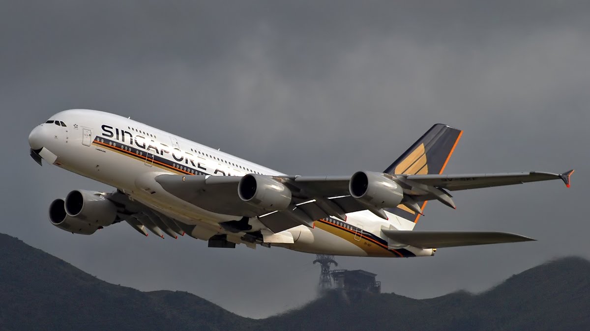 파일:attachment/singapore-airlines-airbus-a380-landing-gear-reattracted-1.jpg