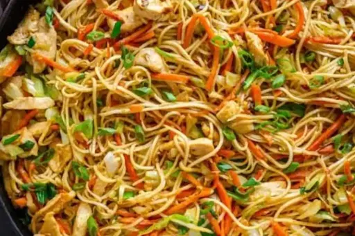 Egg Chicken Chowmein