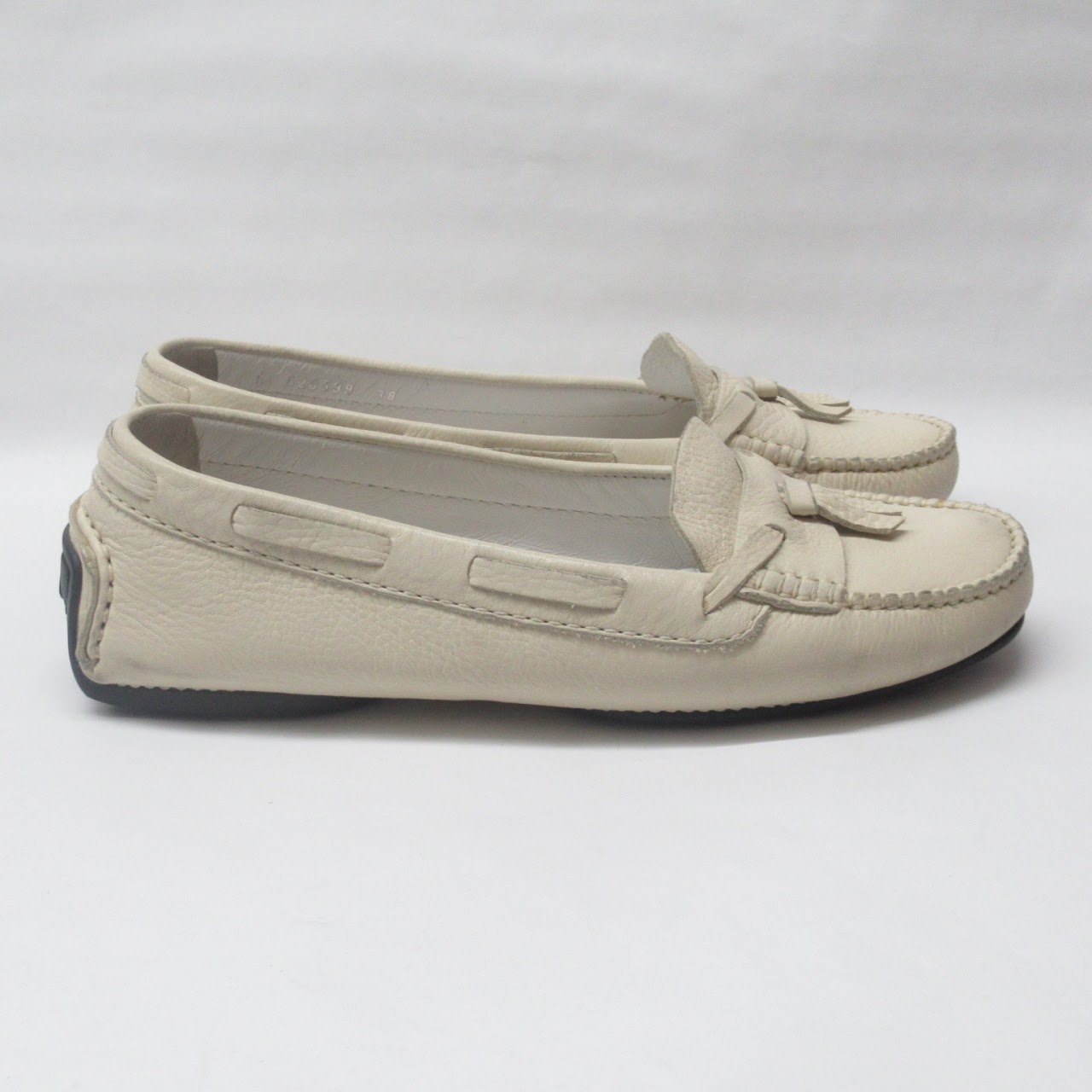 Chanel Ivory Leather Moccasin Loafers