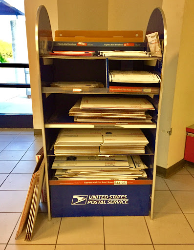 Post Office «US Post Office», reviews and photos, 27631 Michigan Ave, Inkster, MI 48141, USA