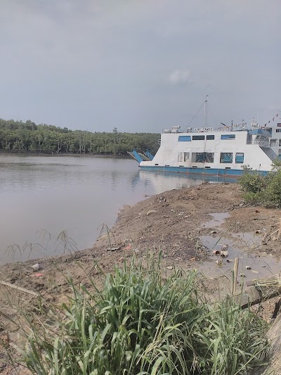 photo of Ferry port Kariangau