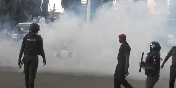 Angry Youths set popular Monarch’s Palace Ablaze