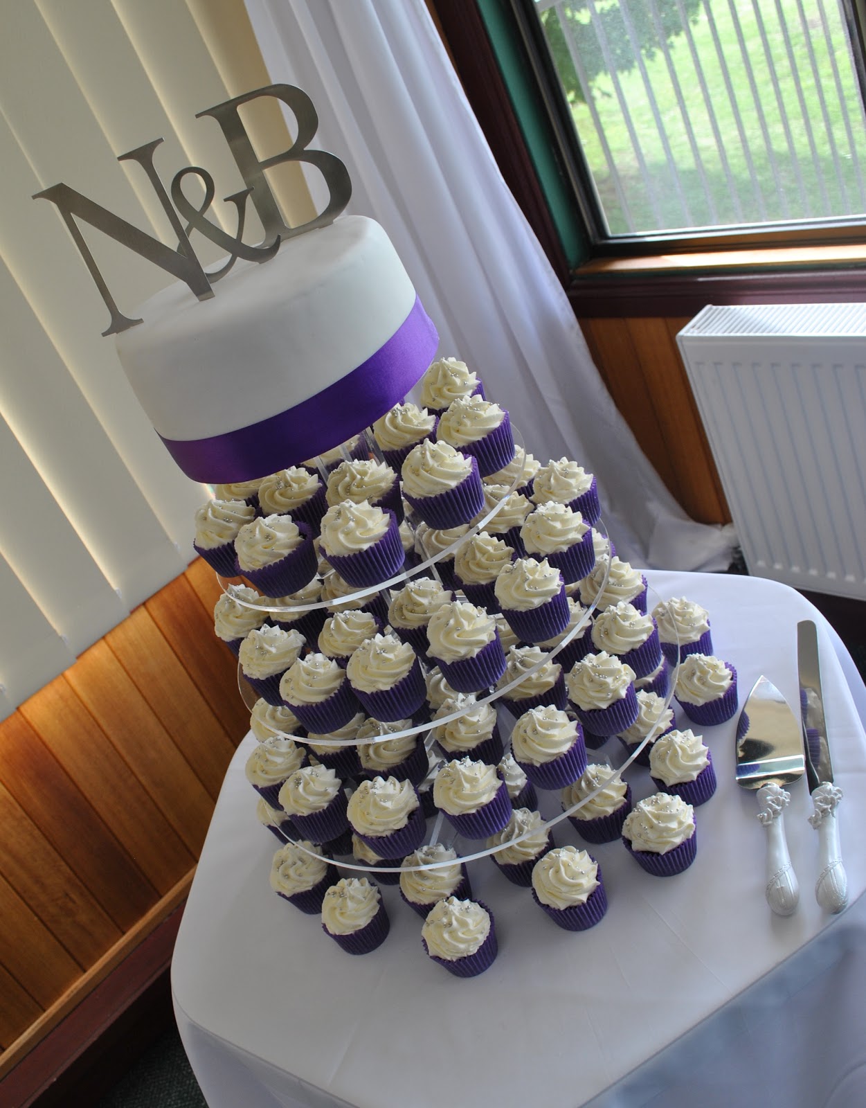 purple and white wedding cakes