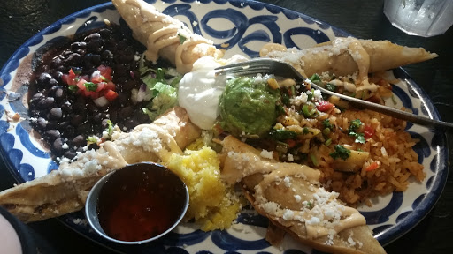 Mexican Restaurant «Chevys», reviews and photos, 1890 Powell St, Emeryville, CA 94608, USA