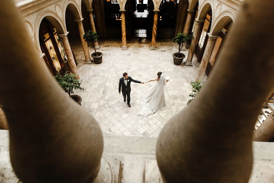 婚礼摄影师Sergey Rzhevskiy（photorobot）。2021 1月30日的照片