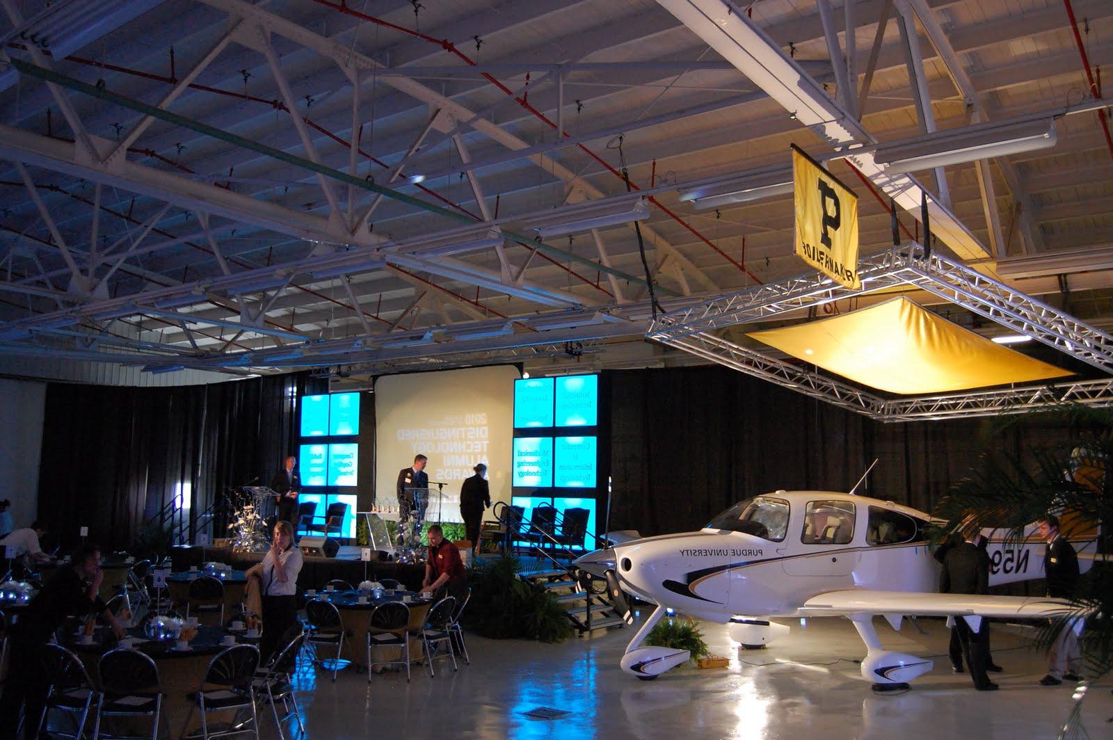 The decor included an aircraft