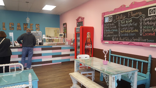 Dessert Shop «Smallcakes Newport News», reviews and photos, 12515 Jefferson Ave #330, Newport News, VA 23602, USA