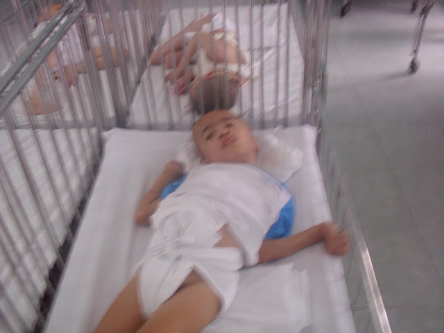 Nhận xin các loại quần áo, chăn gối cũ, đồ chơi, sách truyện cũ, để làm từ thiện.Thân - 23