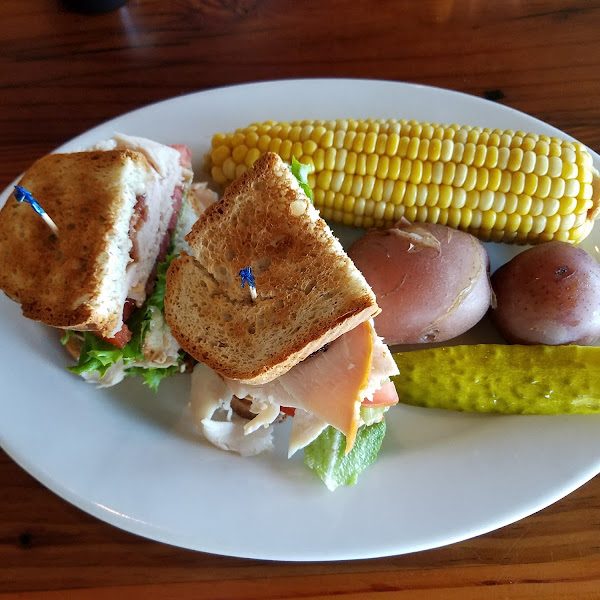 Gluten-Free Bread/Buns at The Crazy Crab